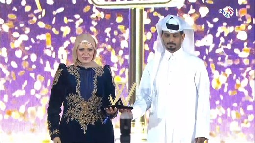 حفصة محيو تحصد جائزة صُنّاع المحتوى عن فئة البودكاست.. شاهدوا الحفل على تطبيق #العربي_بلس #digital_creator_awards #ألوان_الحياة #العربي_2 Digital Creator Awards Alaraby Plus العربي بلس | العربي 2