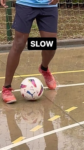 Adonias Samuel on Instagram: "Skill Tutorial😶‍🌫️ Bro come learn this in 5 minutes, save and try it on the feild #futsal #soccer #skills #tutorial"