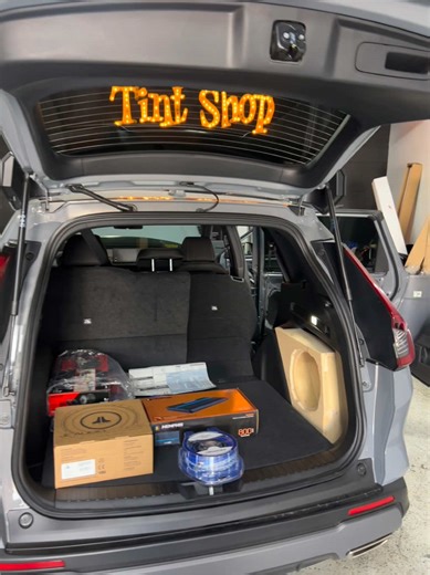 Instalación de un Amplificador y Sistema de Sonido en el Auto