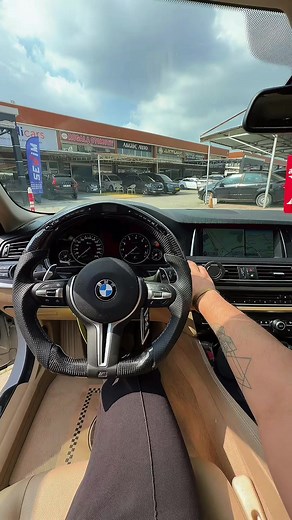 BMW F10 M Sport: Black Diamond