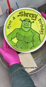 293K views · 13K reactions | Shrek is love. Shrek is life. 﫶 #shrek #shrekislove #sweettreats #cakedecorating #cakesofinstagram | Trashyqweenz | Facebook