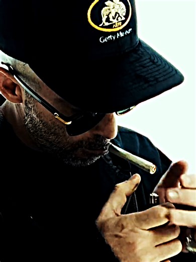 Larry June, Curren$y & The Alchemist - Empty Pages (The Alchemist Verse) #larryjune #currensy #thealchemist #emptypages #hiphop #rap #music #musicvideo #fyp #fypシ #fypシ゚viral #foryou #foryoupage #explore #explorepage #trending #viral #tiktok