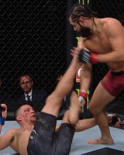 24K views · 575 reactions | Showdowns in New York are DIFFERENT! 勞 We're back in the Concrete Jungle Saturday with two title fights! LIVE on PPV | Main 10pmET | Nov 11th | UFC | Facebook