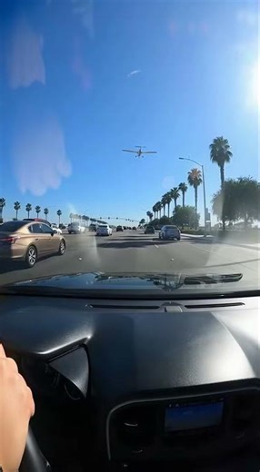 Small Cessna Battles Traffic During A Scary Highway Landing