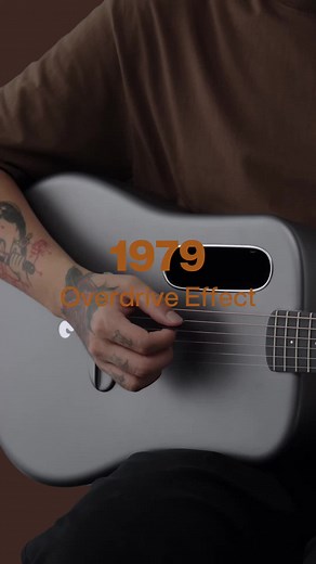 Effects on LAVA ME 3. #LAVAMUSIC #lavame3 #smartguitar #travelguitar #carbonfiberguitar #guitar #effects #overdrive #grunge #smashingpumpkins