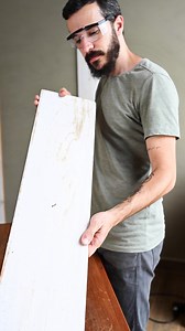 Con su diseño ergonómico, el Cepillo Eléctrico BEW712 hace que el trabajo sea más fácil y eficiente que nunca. Olvídate de los esfuerzos innecesarios y las horas perdidas, este cepillo eléctrico hace el trabajo pesado por ti, dejando acabados suaves y precisos en cada pasada. #BLACKANDDECKER #LoHaceFacil #Cepillo | BLACK+DECKER | Facebook