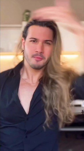 Desafio de Dança: Para, Empina e Joga o Cabelo com Anitta