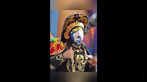 Bet you didn't know this: How they do those quick costumes changes