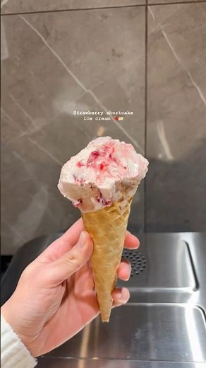Strawberry Shortcake Ice Cream from Scratch 🍓🍨