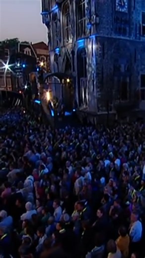 9.9K views · 98 reactions | Over 14 weken is het zover: The Passion live vanuit Zeist. The Passion telt af met muzikale hoogtepunten uit alle voorgaande edities, beginnend met ‘Zeg me dat het niet zo is’, gezongen door Do (Maria) in The Passion 2011  The Passion 2024 is 28 maart te zien bij KRO-NCRV op NPO 1. | KRO-NCRV | Facebook