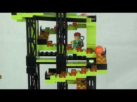 Lego (R) GBC - Chaotic tower in lime and black