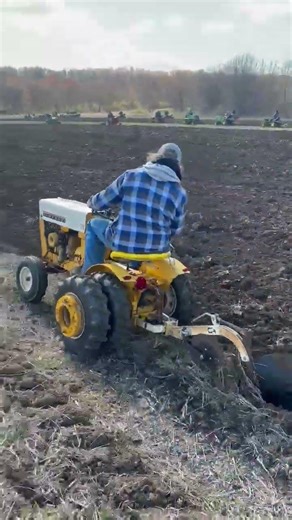 Cub cadet 70 Pa Plowday 2026