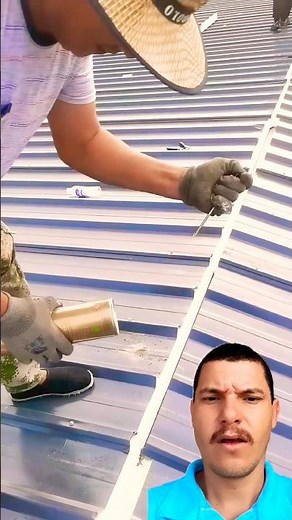 Aplicação de espuma expansiva #satisfying #diy #woodworking