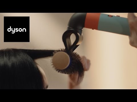 Achieve sleek, polished styles with the Dyson Airwrap i.d.™ multi-styler & dryer Blade concentrator