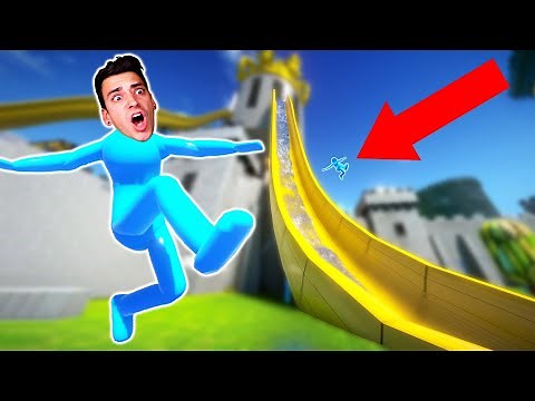 GOING DOWN THE BIGGEST WATER SLIDE! (PlayForm)