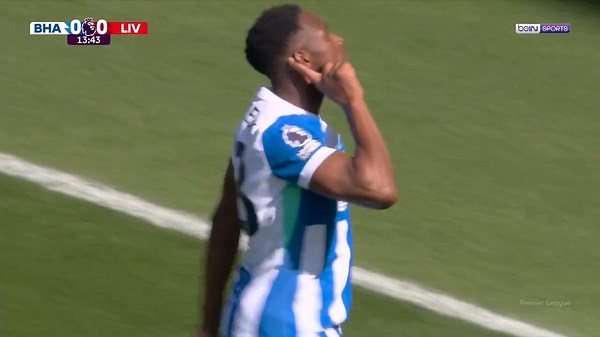 Ferdi ➡️ Gomez ➡️ WelbeckTakım oyunu.