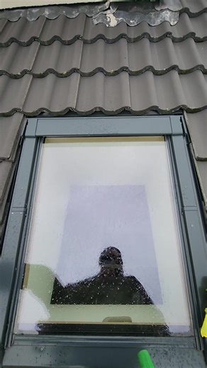 Traditional Window Cleaning Satisfaction 🌟 #fyp #windowcleaning #satisfyingvideos