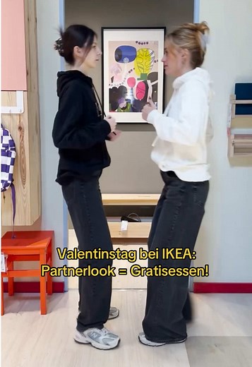 Komm mit deiner besseren Hälfte im Partnerlook ins Schwedenrestaurant und erhalte als IKEA Family Mitglied das zweite, günstigere warme Hauptgericht kostenlos! 🍽️ ✨ Und das Beste? Nach der Stärkung kannst du direkt deinen 10 € Coupon* auf Wohnaccessoires einlösen, den du mit dem Essen an der Restaurantkasse erhältst. 📅 Nur am 14.02.2025🍽️ Im IKEA Schwedenrestaurant 👉 Jetzt kostenlos IKEA Family Mitglied werden: IKEA.de/Family *Der 10 € Coupon gilt nur am 14.2.2025 für IKEA Family Mitglieder