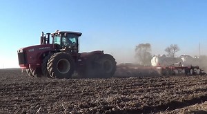 Some Fall Anhydrous Ammonia application with a Versatile 550 Tractor and a Case IH toolbar in Illinois. -Mike Less-