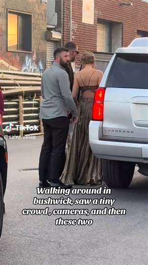 🎥 | Taylor Swift and Travis Kelce looking fabulous attending a friends wedding