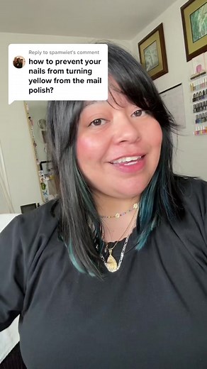 Preventing Yellow Nails: Base Coats Tips