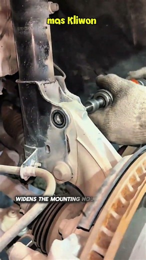 How to Adjust Car Camber Angle with Precision