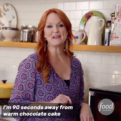 Who's excited for brand new episodes of The Pioneer Woman?! We're taking a look back at some of our favourite Ree recipe's, kicking things off with this super-easy chocolate cake in a mug! 🍫 | Food Network UK