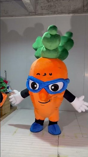 Adult Inflatable Carrot Mascot Costume for Entertainments Full Body Walking Wearable Vegetable Suit
