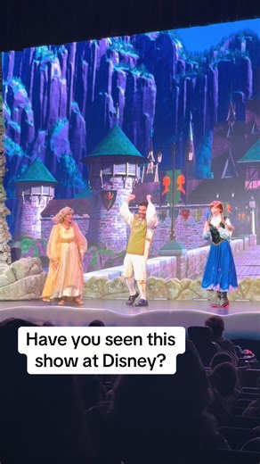Some shows are a must-do every single trip… and the Frozen Sing-Along at Disney’s Hollywood Studios is definitely one of them ❄️✨ Honestly… even if you think you’re “just taking the kids,” you’ll leave singing too 💙 #Hol#HollywoodStudioso#FrozenSingAlongs#DisneyWorldTipss#DisneyMomLifesneyVacation