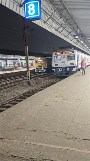 Local Train🚉#railway #indianrailways#emu #ganapatibappamorya#ganeshchaturthi #locomotive