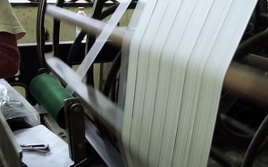 Unit 7 How silkworms make silk