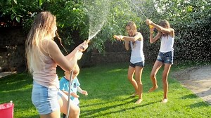 Slow Motion Footage Family Having Water : vidéo de stock (100 % libre de droit) 1028960030 | Shutterstock