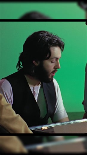 Paul McCartney Plays ‘Martha My Dear’ #beatles #thebeatles #paulmccartney