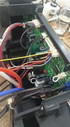 DAIKIN CASSETTE U4 ERROR