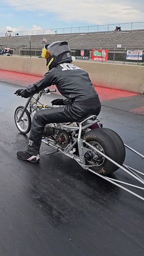 8.9K views · 270 reactions | Mini Bikes...#grudgelyfe #grudgelyfe4life #minibike #grudgebike #grudgescene #motorcycle #grudgerace #motorcyclesofinstagram #fastbikes #dragstrip #swingarm #yomommaslow #gapplebees #rider #grudgelyfenetwork #motorcycledragracing #racebikes #kingsofgrudge #kog #ntgrudgebike #notimes #2wheels #grudge365 #ntgrudgebike (Do not try this at home these are professionals or persons supervised by professionals) | Grudge Lyfe | Facebook