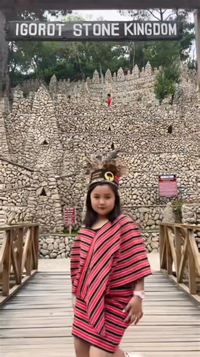 Sisiwit dance #everyoneactivefollowersシfypシ゚viralシalシ #ehlydancingprincess #reelsvideoシfyp #reelschallengereelschallenge #baguiocity2025 | Ehlyxandra Junco