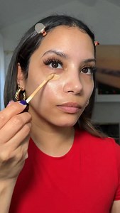 Simple chic glam for the Holidays ✨🎄 Gotta admit I have no idea what ima wear for the Holidays but what I do know is that my beat will be a slay 💅 Products: @ardellbeauty nourish eyelashes 752 @hourglasscosmetics concealer shade Sienna @diorbeauty contour stick shade Medium @lorealparis brow lamination @urbandecaycosmetics setting spray @chanel.beauty Les Beiges foundation shade BD41 @yslbeauty liquid blush shade 44 @lauramercier translucent powder @anastasiabeverlyhills brow wiz shade dark br