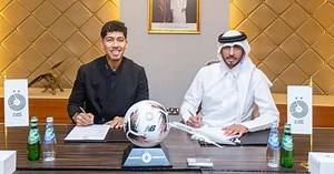 Roberto Firmino é anunciado pelo Al Sadd, do Qatar