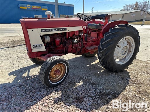 1966 International 504 Standard 2WD Tractor | Agriculture