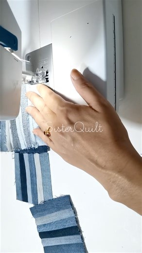 25K views · 244 reactions | How to make recycled denim bag | sewing | easy | tutorial� #fblifestyle #online #handmade #bag #DIY #tutorial | SisterQuilt | Facebook