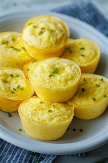 Better than Starbucks Egg Bites Recipe: https://natashaskitchen.com/cottage-cheese-egg-bites/ | NatashasKitchen.com