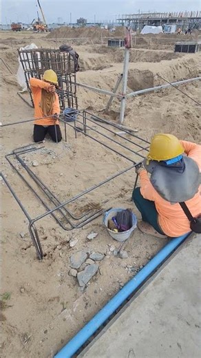 Technical install rectangle footing rebar to cast concrete