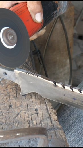 349K views · 3.6K reactions | How To Make A Perfect Knife #metalwork #knifemaking #diyknives #howto #blacksmith #levelup #fastworkers | METAL WORKS | Facebook