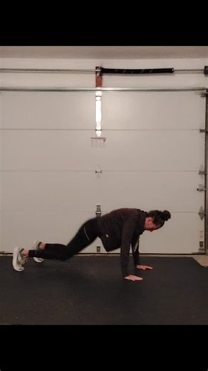 A few Friday burpees. Alternated regular and star jumps. Challenge Day 14 ✔️ How's your 25 Burpees a Day Challenge going? Tell us in the comments 🥳 #challenge #destinationfaster #training #runnersofinstagram #garagegym #instarunners #marathontraining #marathon #coach #run757 #runcoach #VirginiaBeach #smallbusiness #personaltrainer #thesweatlife #trailrunning #burpees #ultrarunning | East Coast Run Project