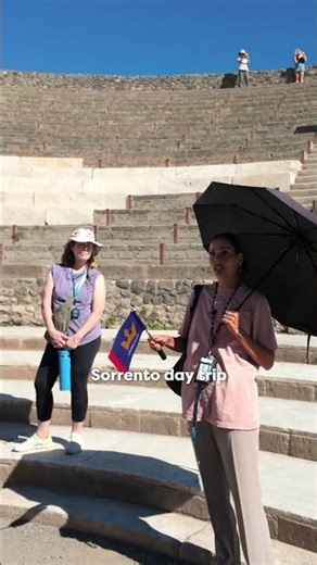 You can visit Pompeii AND Sorrento in one day from Rome 🤯 #daytrip #italy #travel