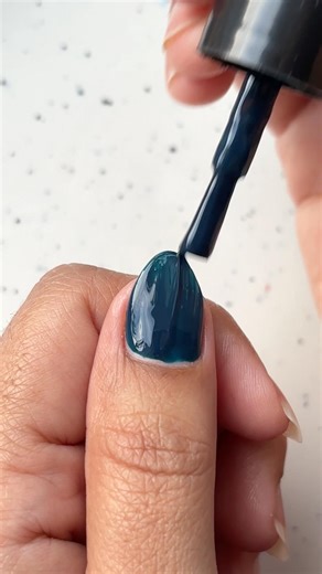 Elegant Feather Nail Art 💙 | Easy Leaf Design Tutorial | Classy Nail Art #nailart #nails #bhoot