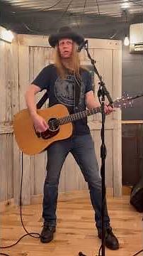 "She Don't Sing" live acoustic performance in Dresden, Ohio - CHARLIE BONNET III aka CB3