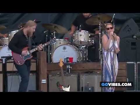 Tedeschi Trucks Band - The Letter
