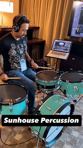 The amazing @sunhouseinc system. #antoniosanchez | Antonio Sánchez