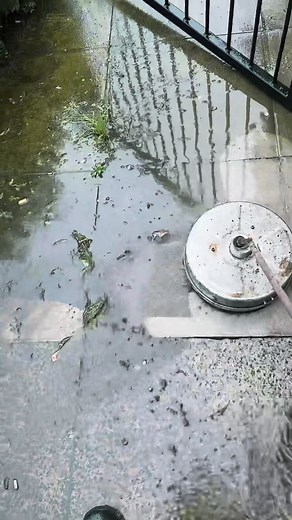 We can jet wash anything no job too big or small. 🚿 🚿 🚿 📍 Covering the North West ✅ driveways ✅ paths ✅ roofs ✅ solar panels ✅ cladding ✅ render ✅ facias ✅ soffits ✅ gutters ✅ conservatories ✅ tarmac restoration ✅ sanding and sealing Contact us for a quote today @wolfmulticlean 07854115803 📞📞📞 #jetwashing #jetwash #jetwashgroup #jetwasher #jetwashingservice #jetwashingdrives #jetwashcleaning #powerwash #powerwashing #powerwasher #powerwashinglife #powerwashingservices #powerwashers #manch